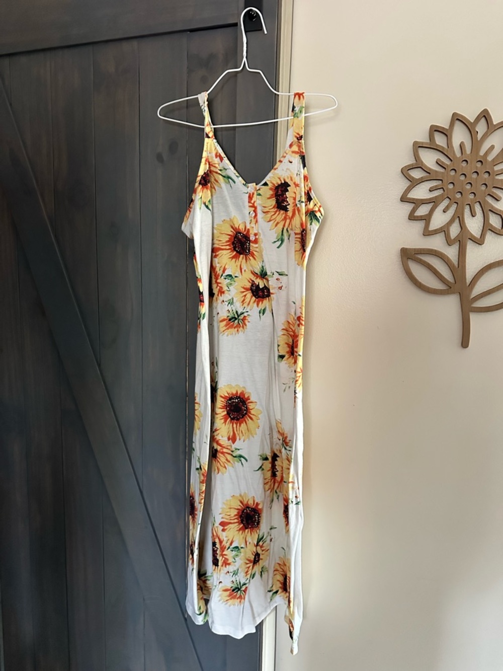 Sunflower-Print White Midi Slip Dress with Spaghetti Straps